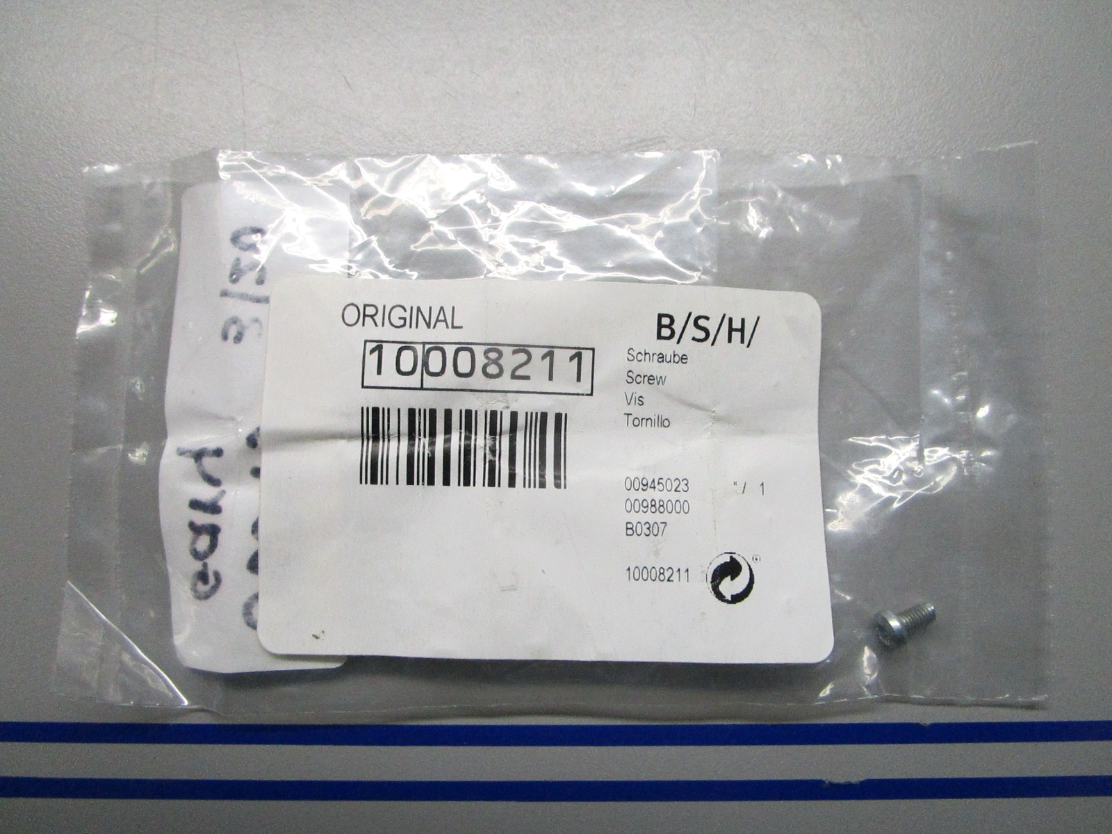 *NEW OEM* 0810 Bosch Screw 10008211