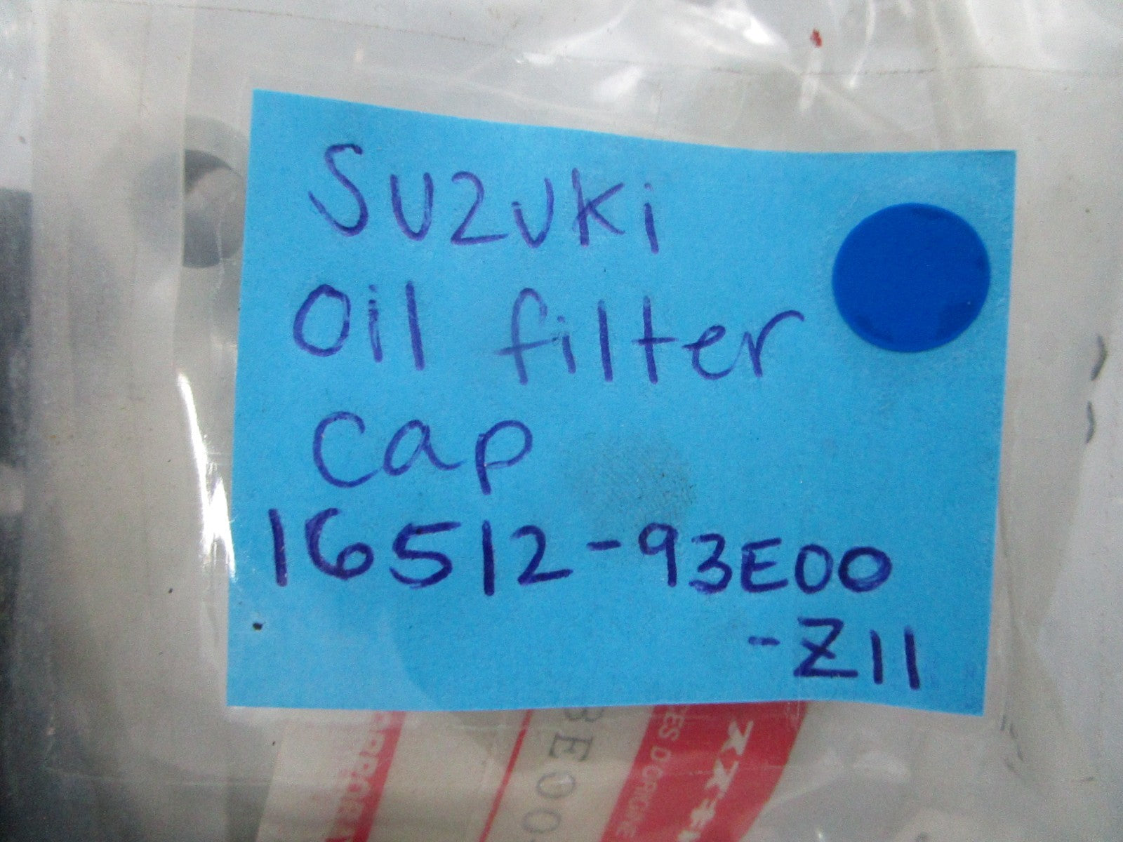 NEW OEM 16512-93E00-Z11 Suzuki Oil Filter Cap 0810