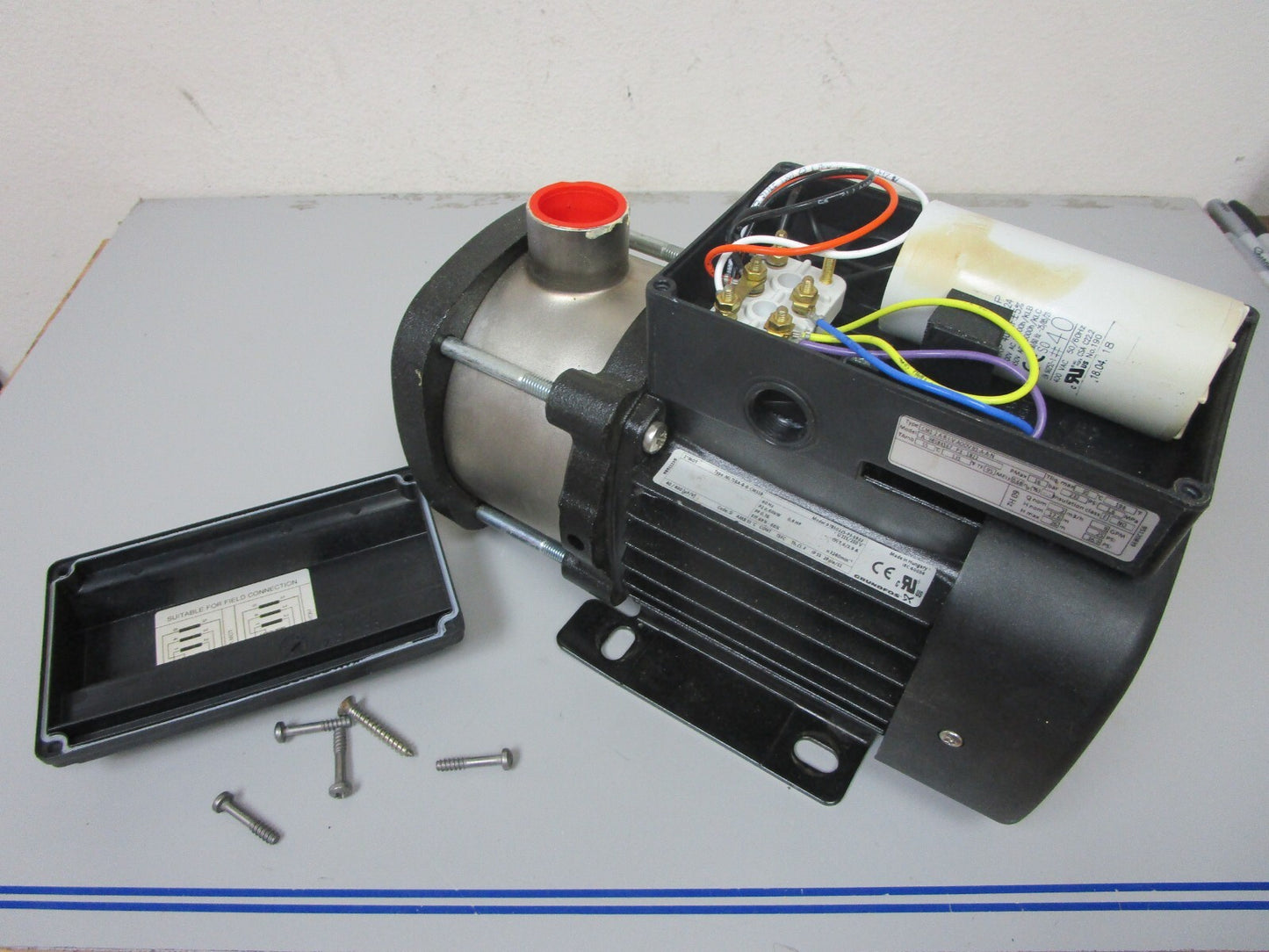 *NEW* 0720 Grundfos Multistage Centrifugal Pump 97850225 98584167