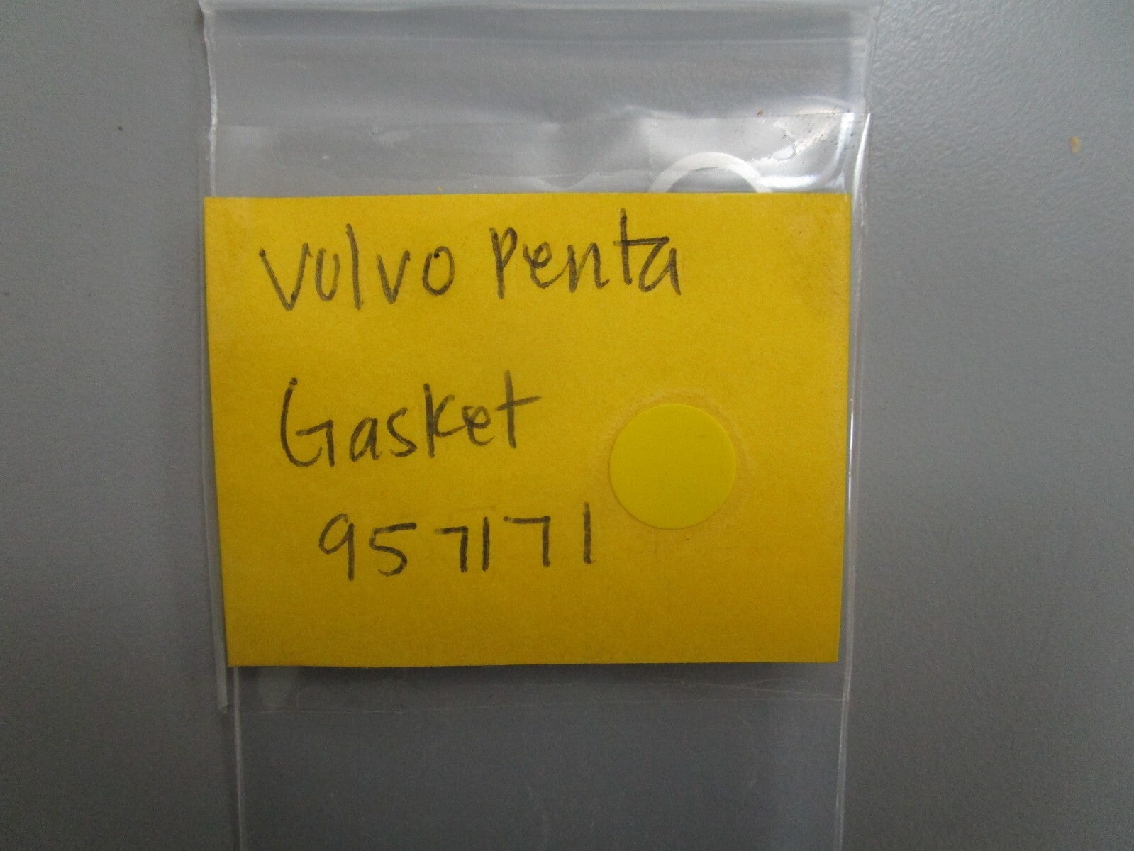 *NEW OEM* (LOT OF 2) 0810 Volvo Penta Gasket 957171