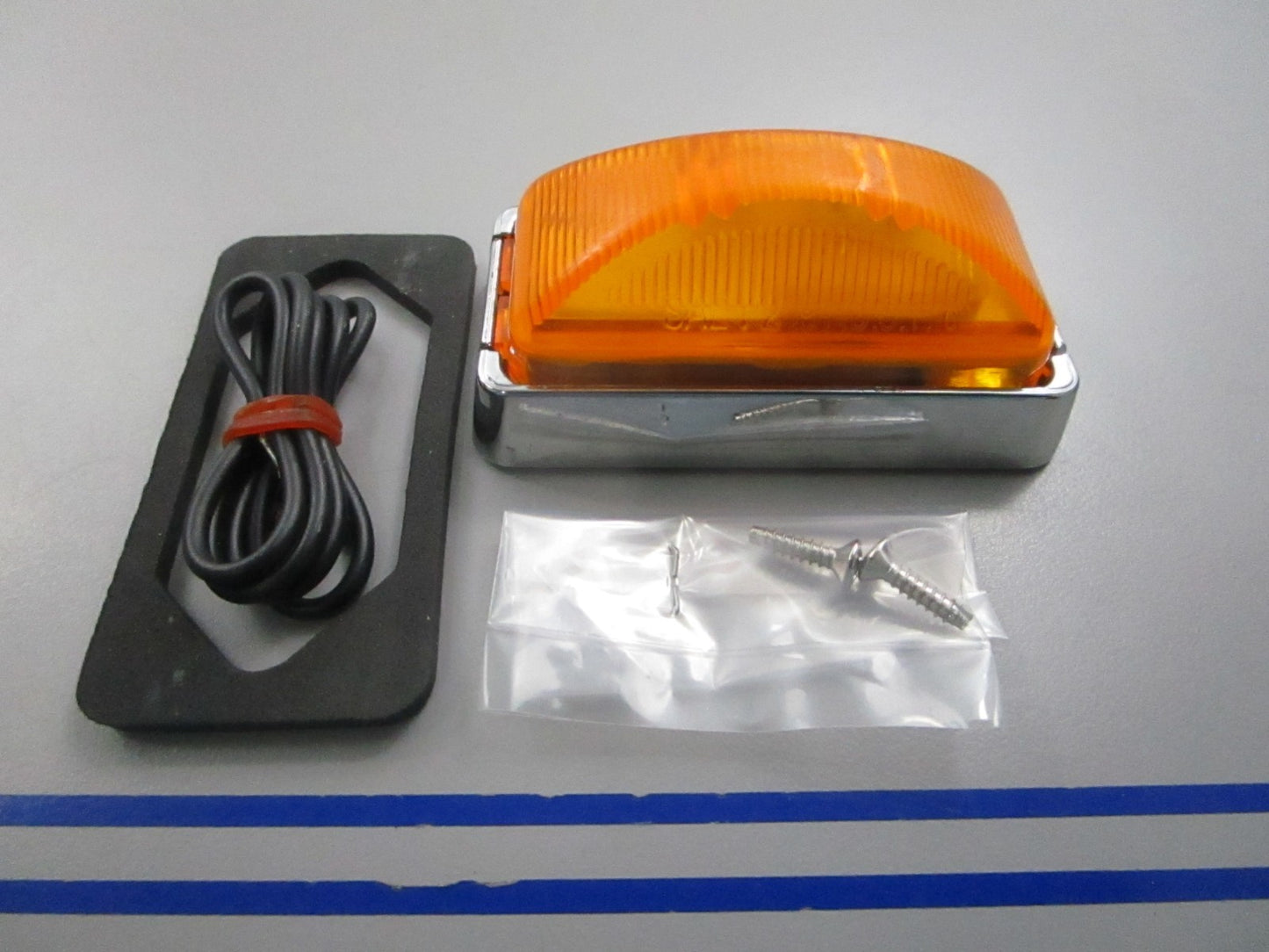 NEW 52541 Seachoice Marker Light 0810