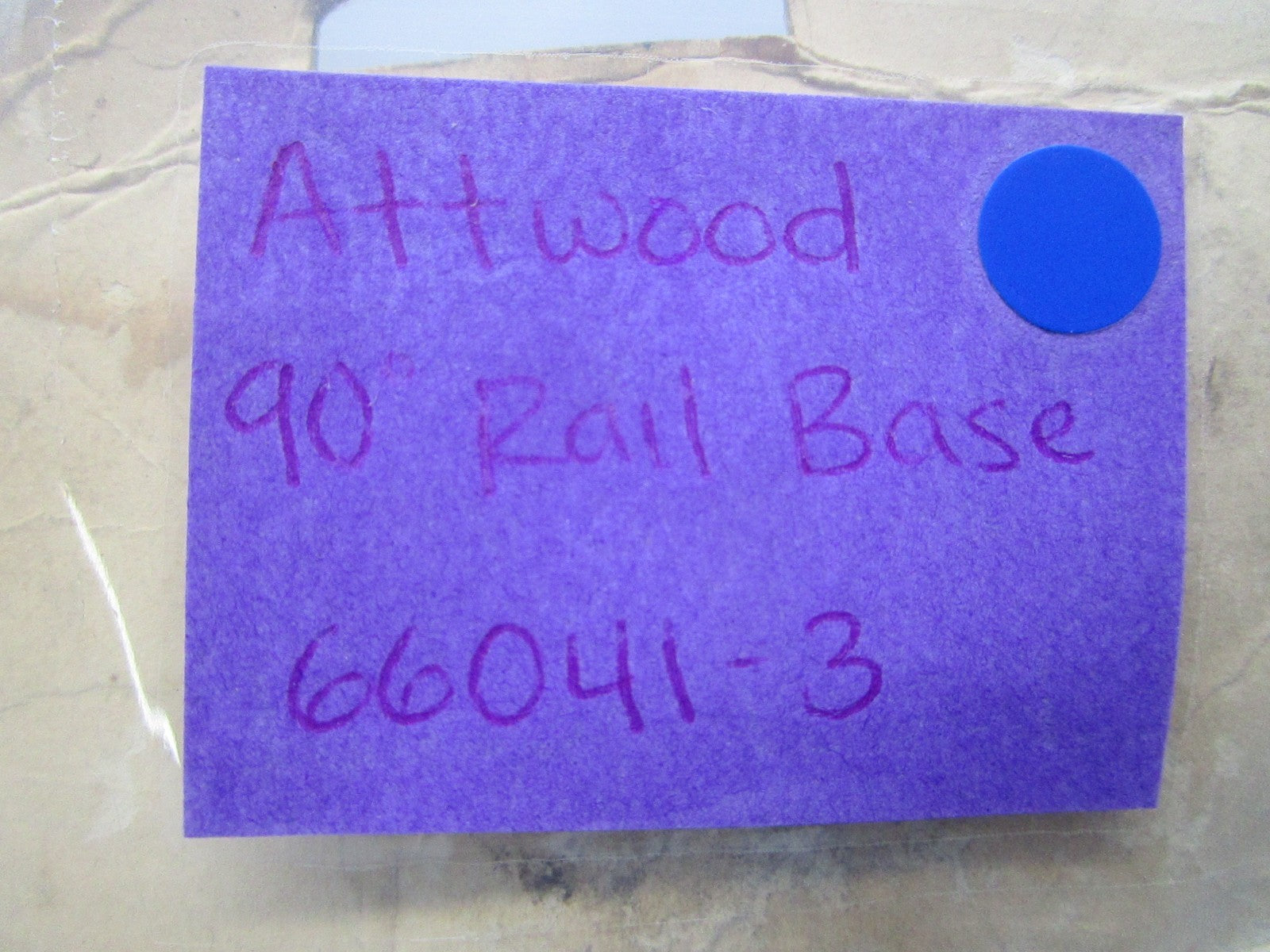 *NEW* 0810 Attwood 90 Degree Rail Base 66041-3