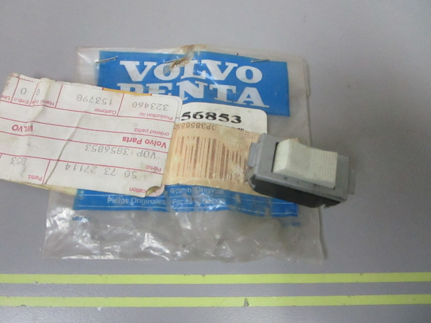 *NEW OEM* 0810 Volvo Penta Switch 3856853
