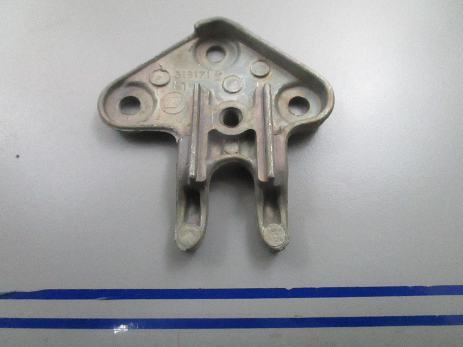 *NEW OEM* 0810 OMC Johnson Evinrude Anchor Block Hook 316171 0316171