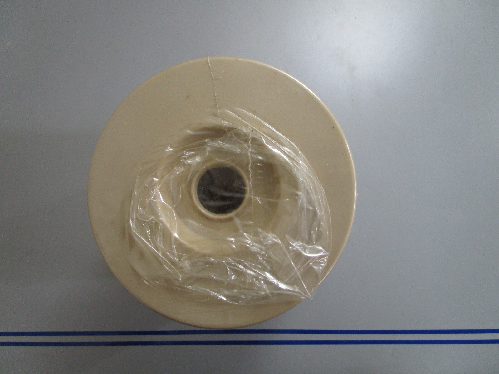 *NEW OEM* 0810 Volvo Penta Filter 3825027