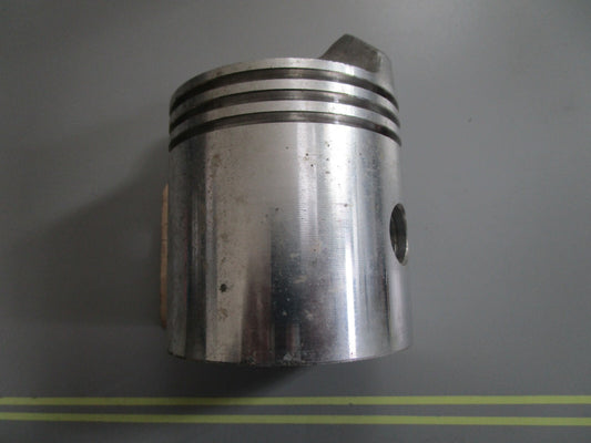 *NEW OEM* 0810 OMC Johnson Evinrude Piston 376532 0376532