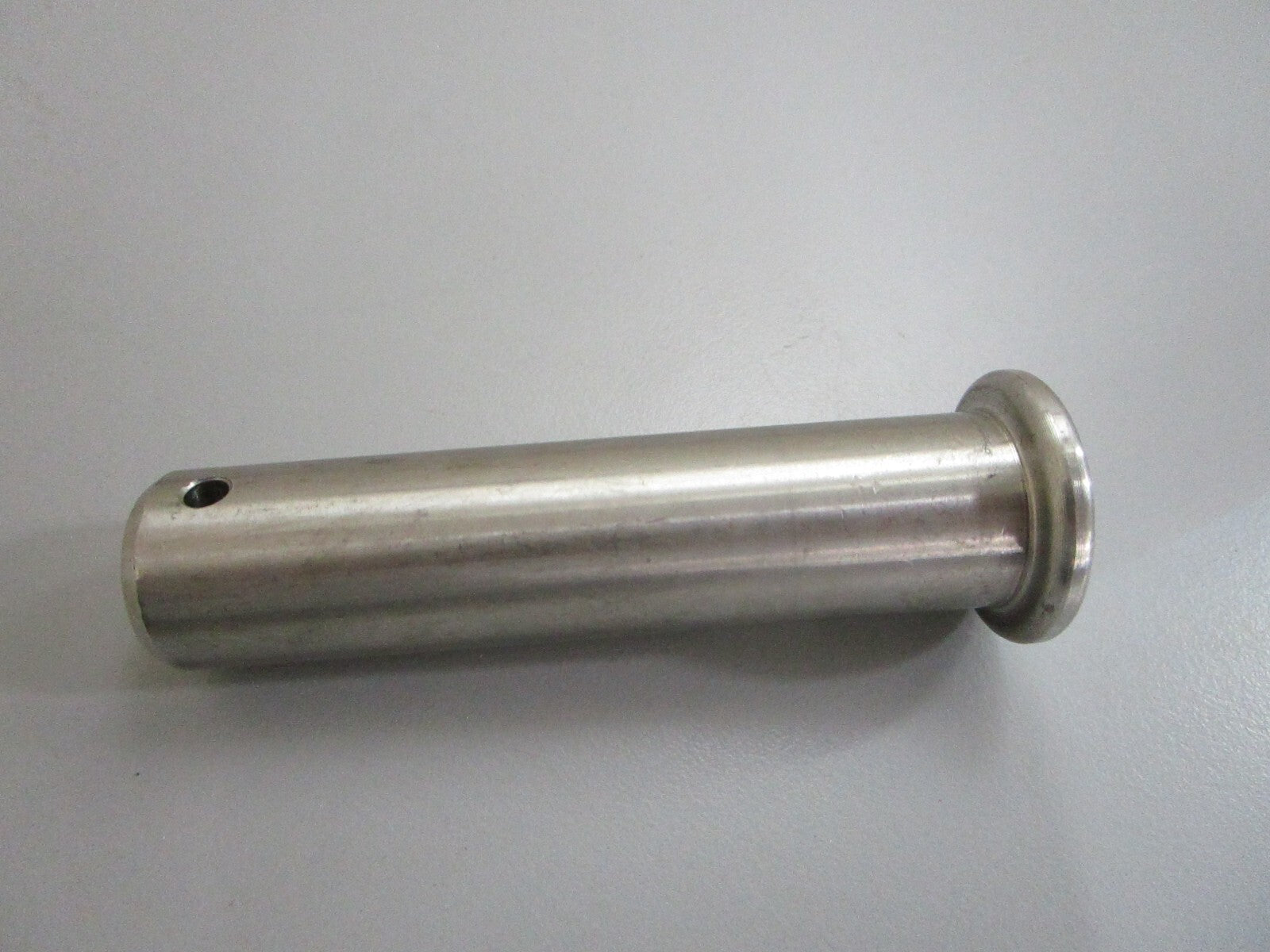 *NEW OEM* 0820 Volvo Penta Clevis Pin 3851604