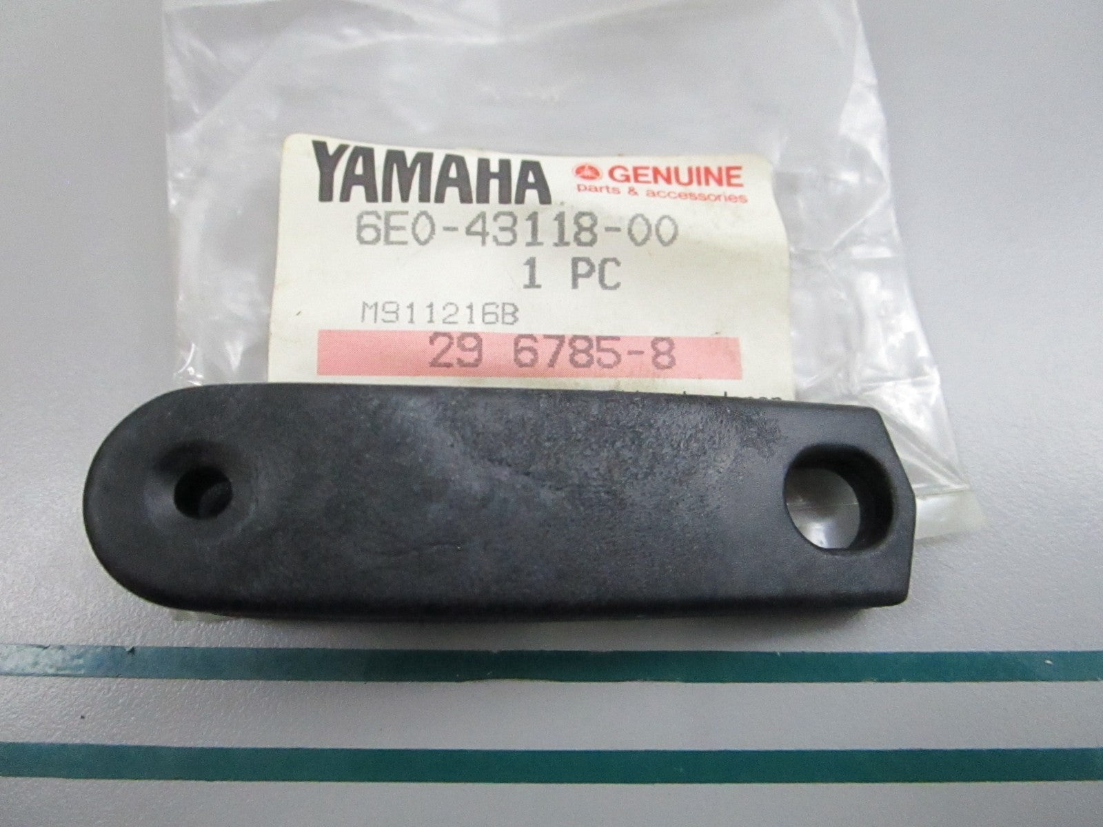 NEW OEM 6E0-43118-00-00 Yamaha Clamp Handle 0810