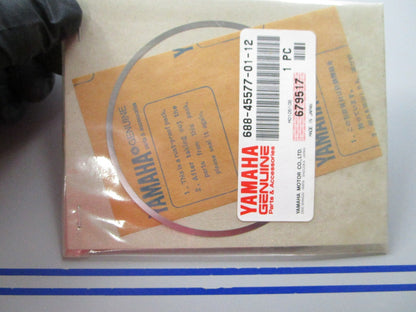 NEW OEM 688-45577-01-12 Yamaha (T:0.12mm) Shim 0810