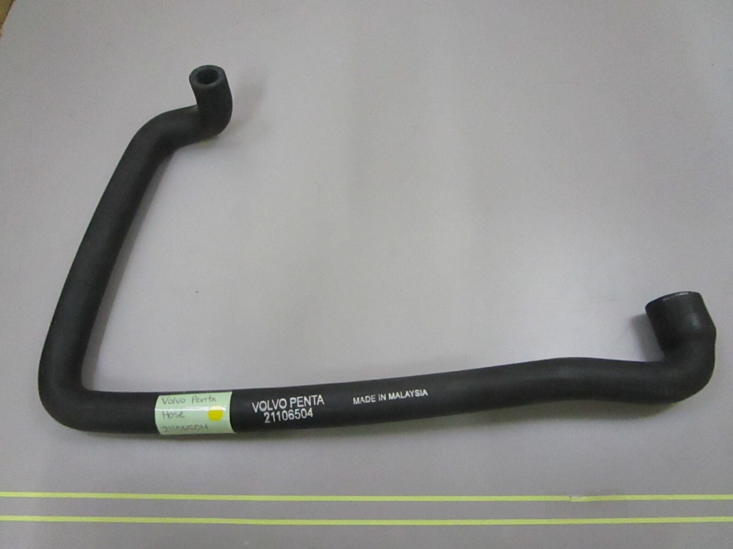 *NEW OEM* 0810 Volvo Penta Hose 21106504