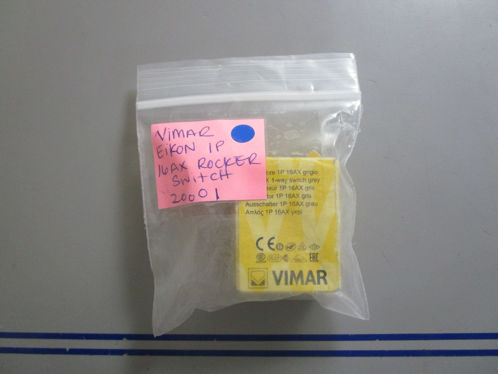 *NEW* 0770 Vimar Eikon IP 16AX Rocker Switch 20001