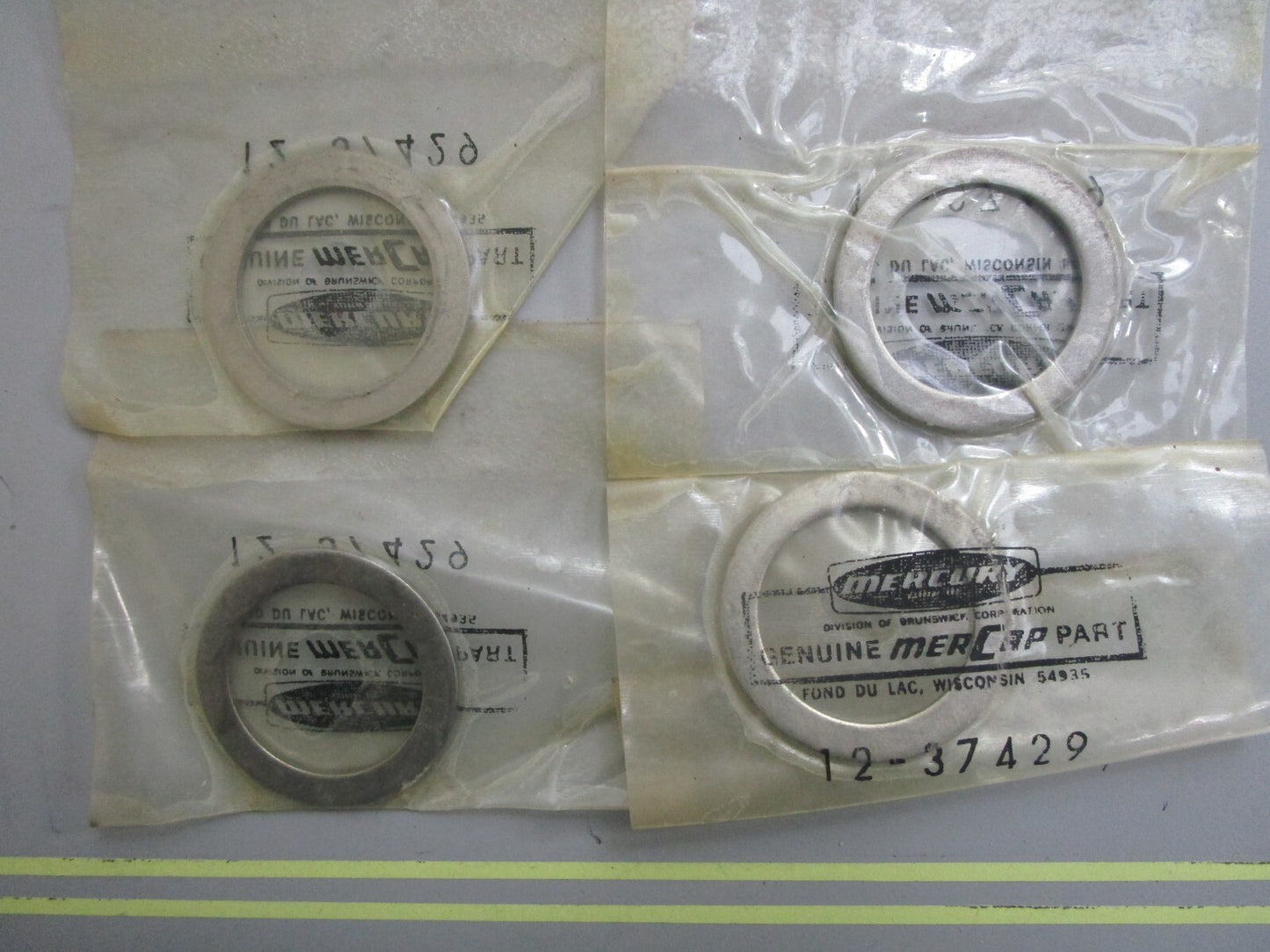 *NEW OEM* (LOT OF 4) 0820 Mercury Quicksilver Washer 12-37429