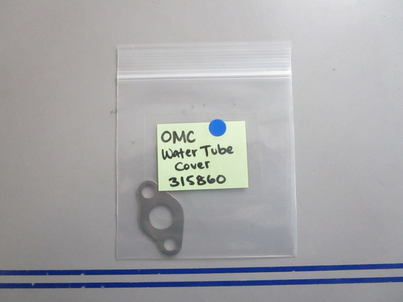 *NEW OEM* 0810 OMC Johnson Evinrude Water Tube Cover 315860 0315860