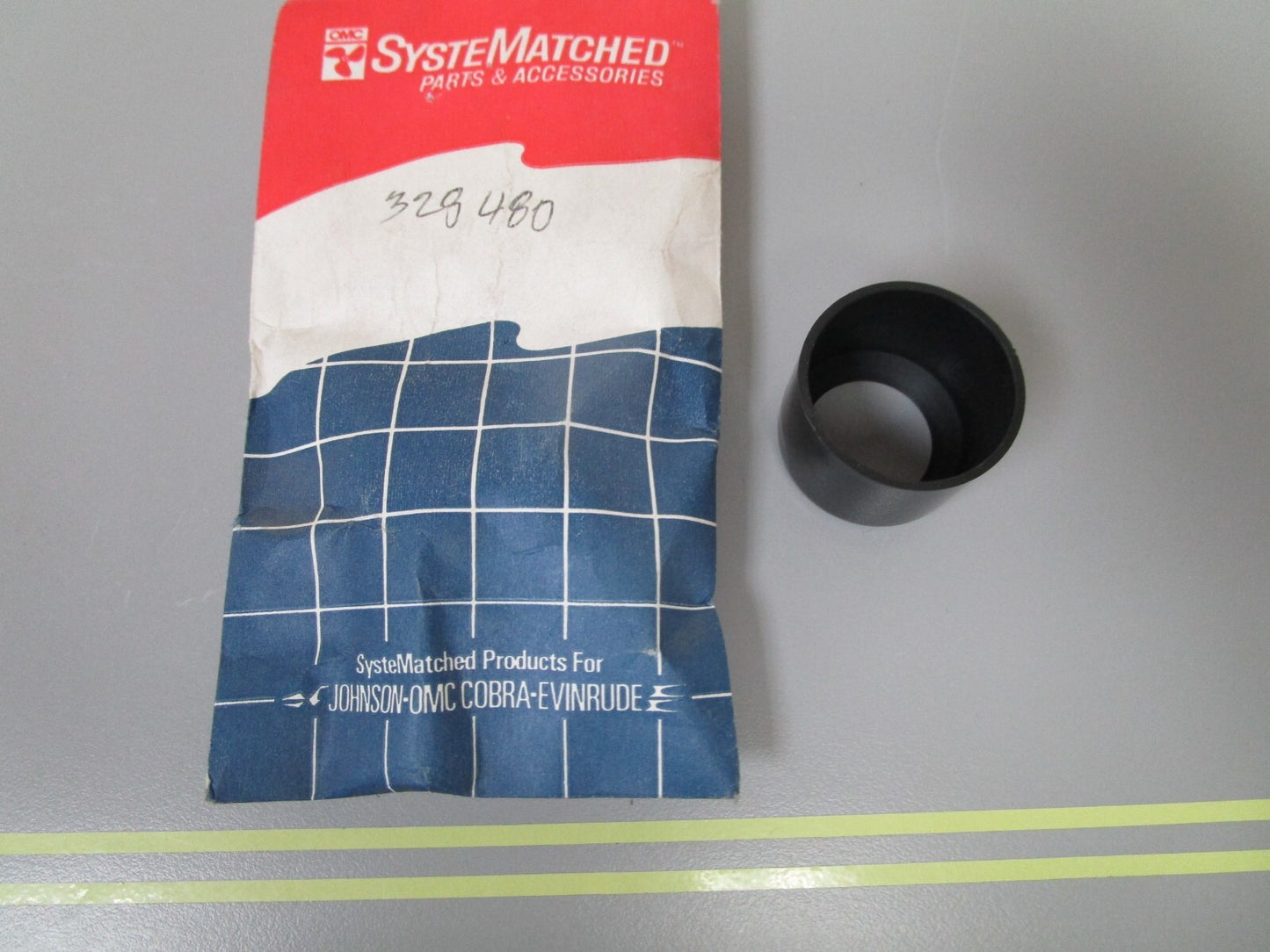 *NEW OEM* 0810 OMC Johnson Evinrude Mounting Ring 328480 0328480
