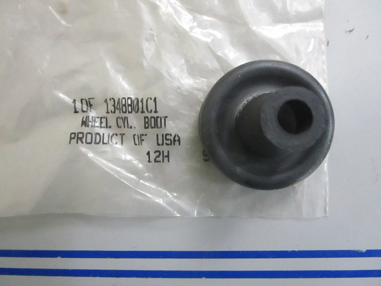 *NEW OEM* 0820 Case IH Boot 1348801C1