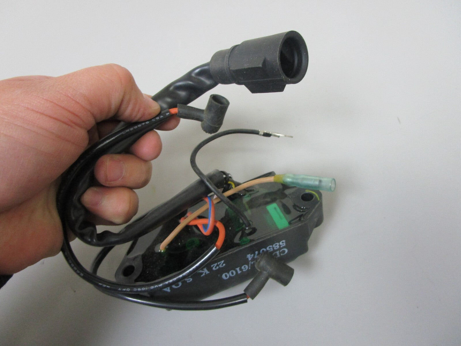 *NEW OEM* 0720 OMC Johnson Evinrude Power Pack 585074 0585074