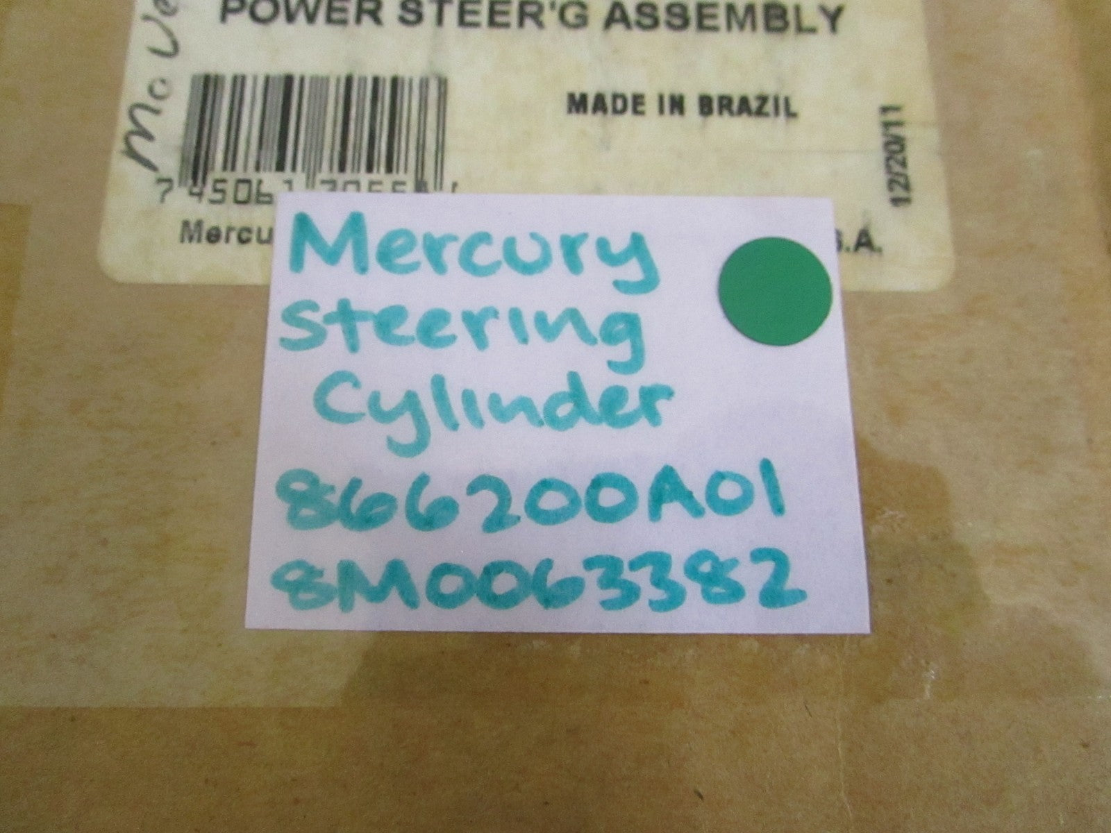 NEW OEM 866200A01 8M0063382 Mercury Quicksilver Steering Cylinder 0820