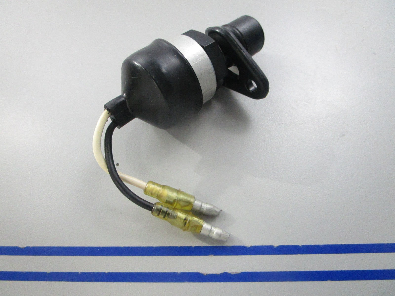 NEW OEM 87-82689M (87-97765) Mercury Quicksilver Stop Switch Assembly 0810