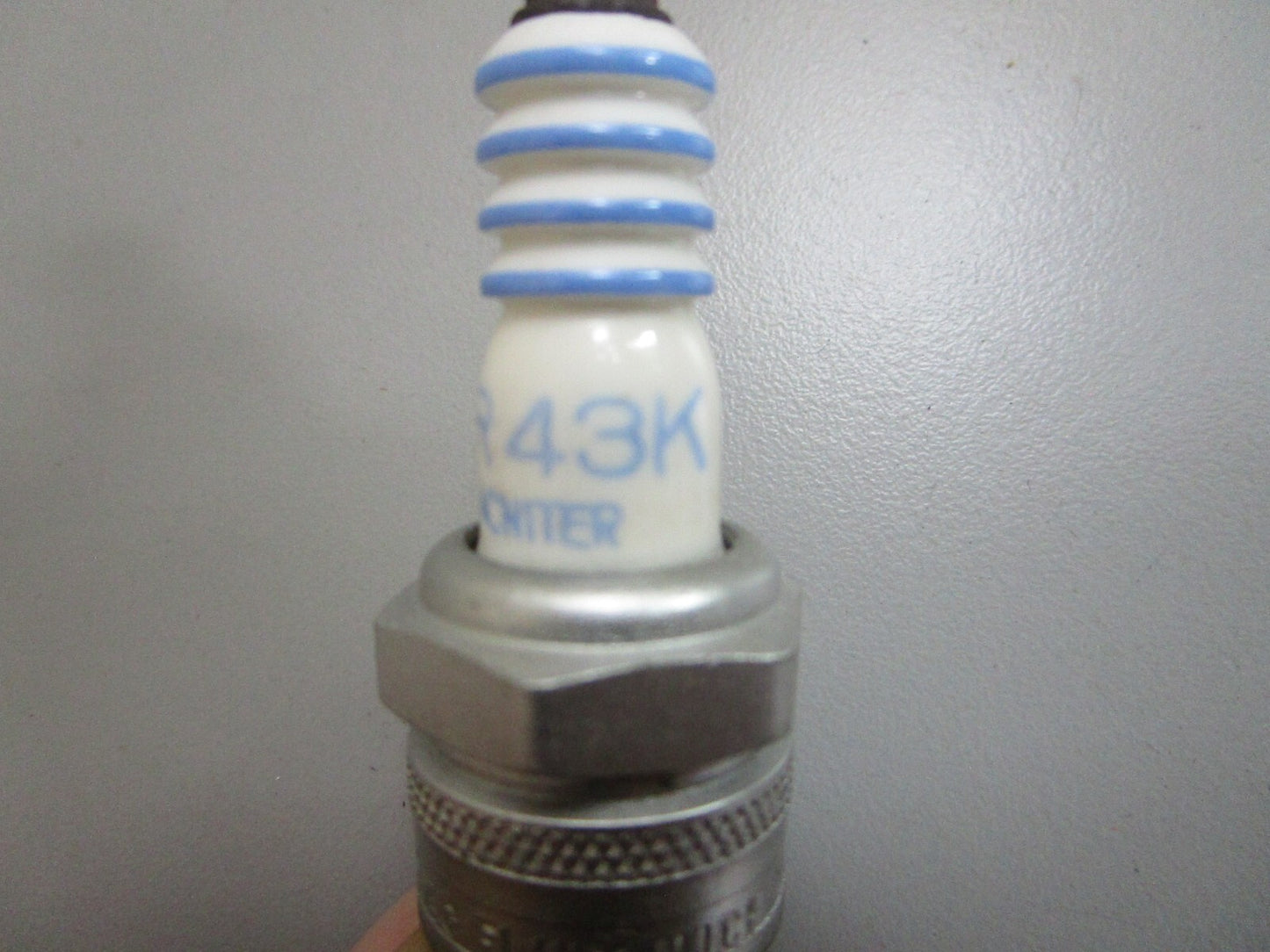 *NEW* 0820 AC Delco Spark Plug CR43K