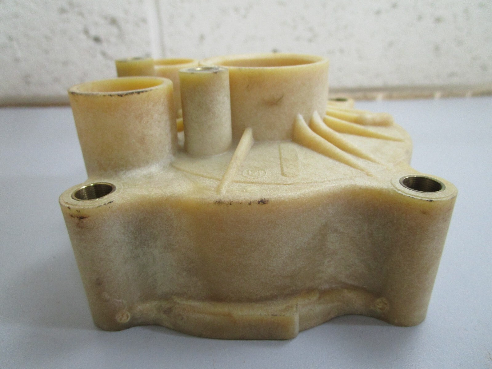 *NEW OEM* 0820 OMC Johnson Evinrude Water Pump Housing 315505 0315505