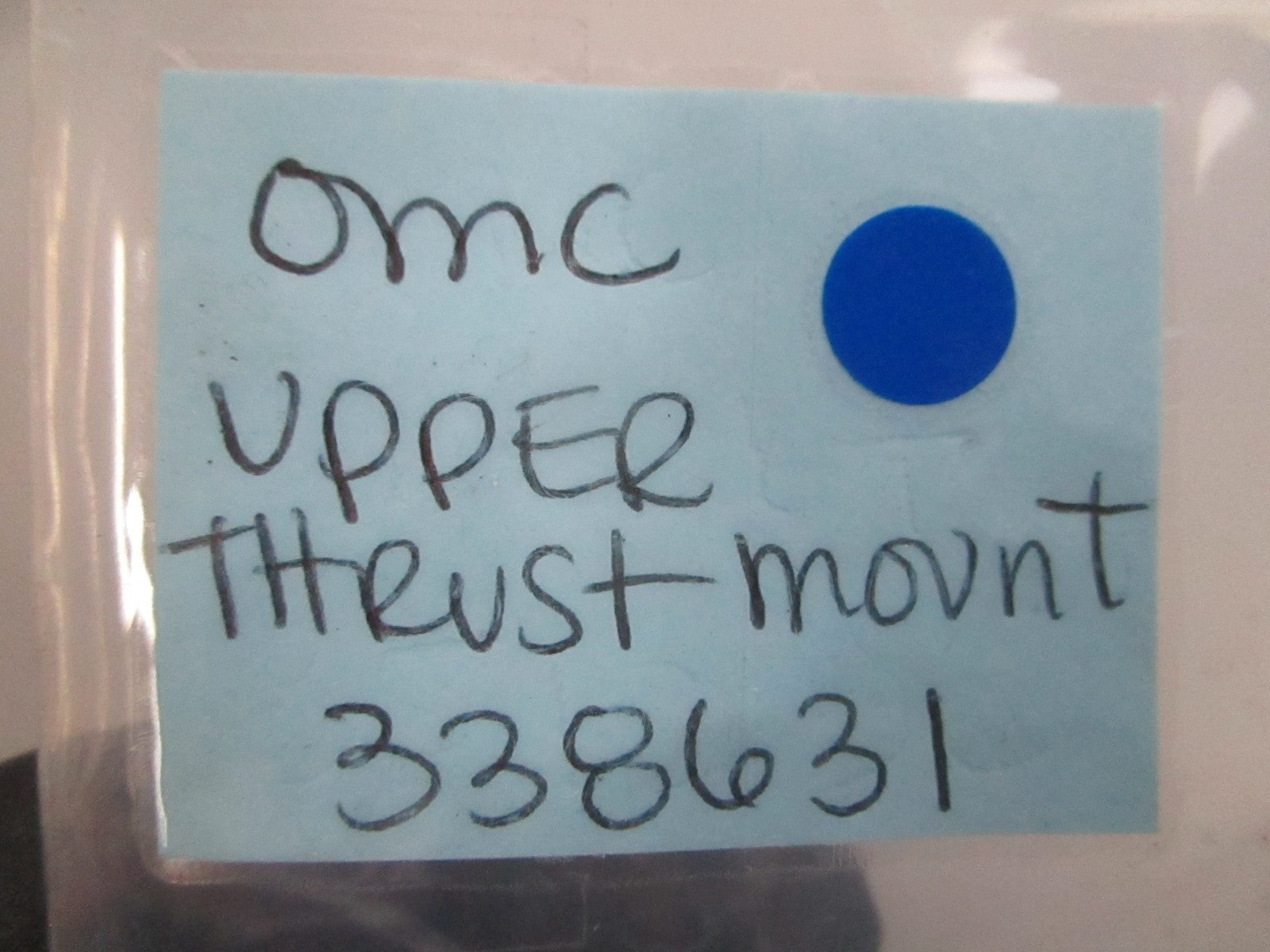 *NEW OEM* 0810 OMC Johnson Evinrude Upper Thrust Mount 338631 0338631