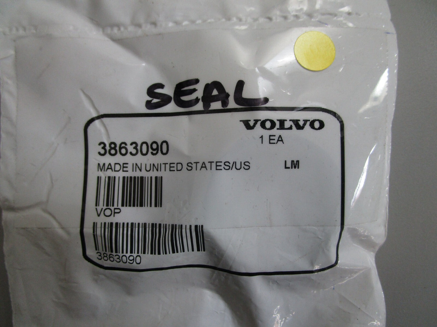 *NEW OEM* 0820 Volvo Penta Seal 3863090