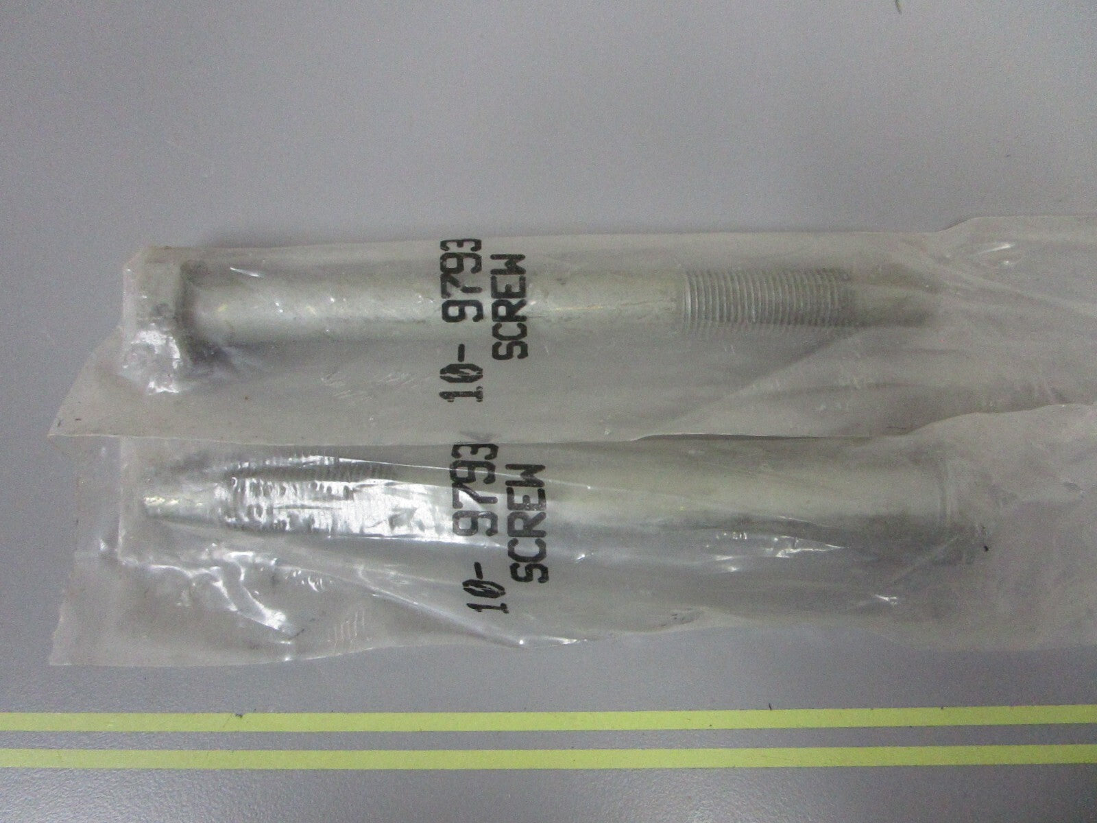*NEW OEM* (LOT OF 2) 0810 Mercury Quicksilver Screw 10-97934
