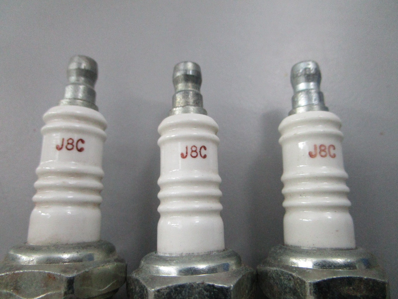 NEW (LOT OF 3) Champion J8C Spark Plug 0810