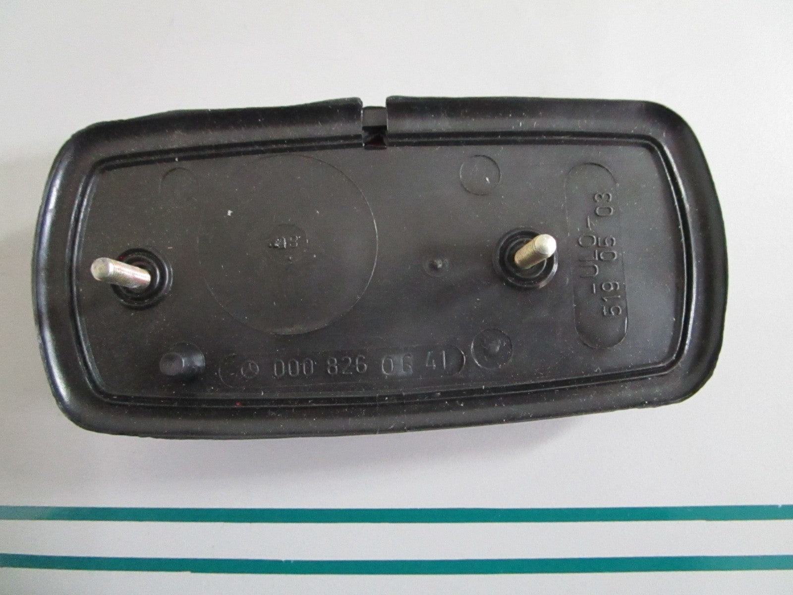 NEW OEM 0008260641 Mercedes-Benz RH Rear Reflector 0820