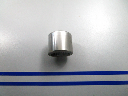 *NEW OEM* 0810 OMC Johnson Evinrude Bearing 390635 0390635