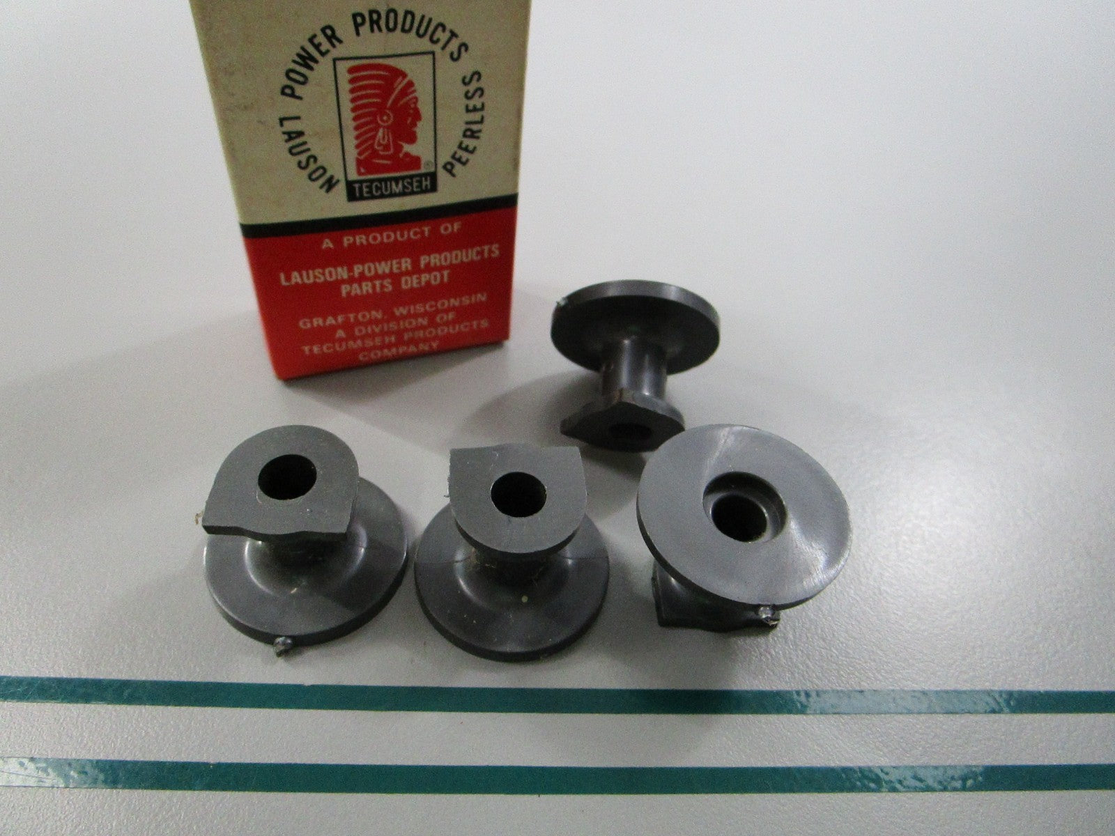 NEW OEM (LOT OF 4) 30588A Tecumseh Governor Spool 0810