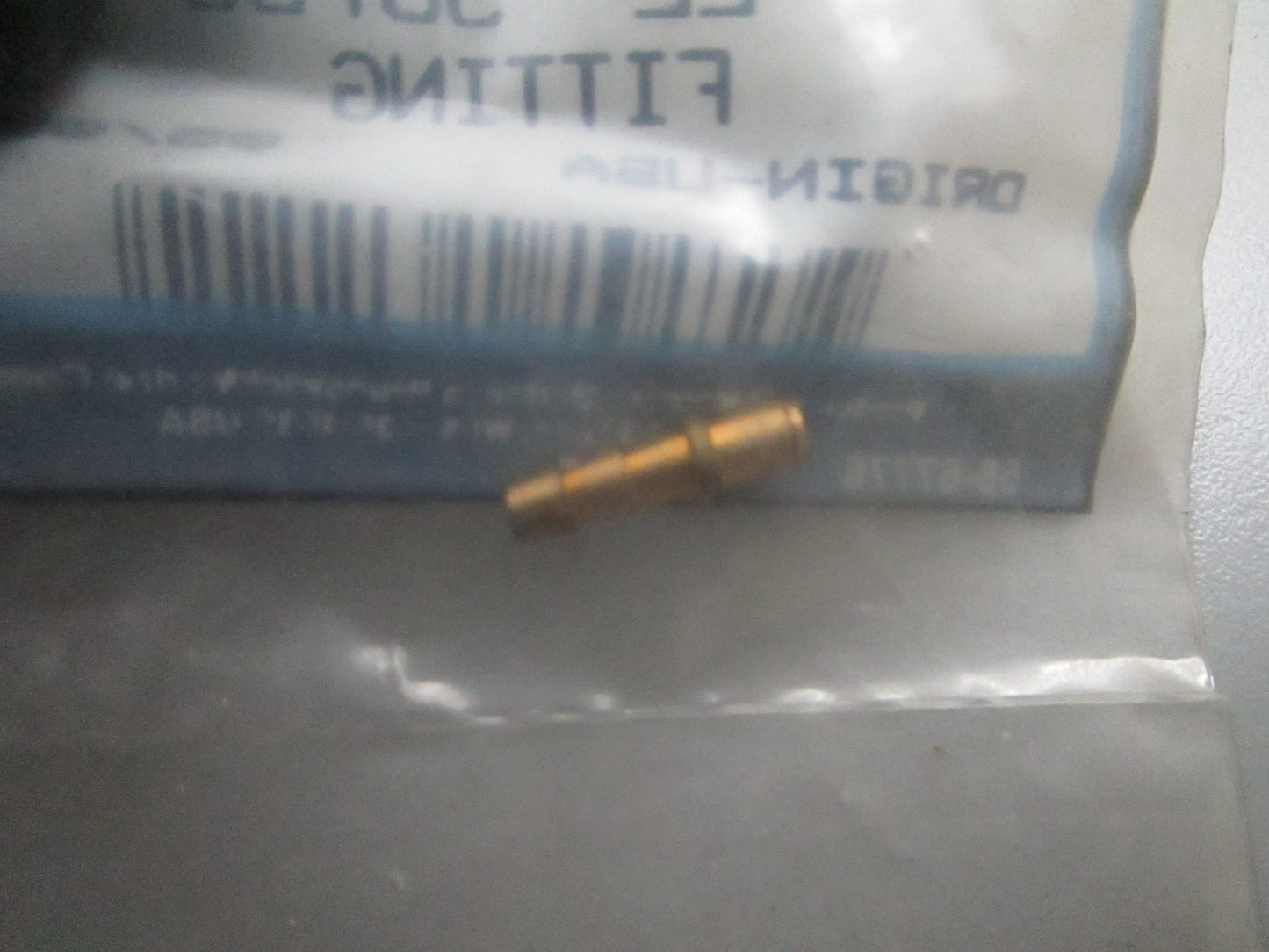 *NEW OEM* 0810 Mercury Quicksilver Fitting 22-56759