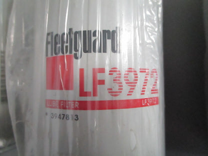 NEW OEM (LOT OF 3) LF3972 Fleetguard Lube Filter 0820