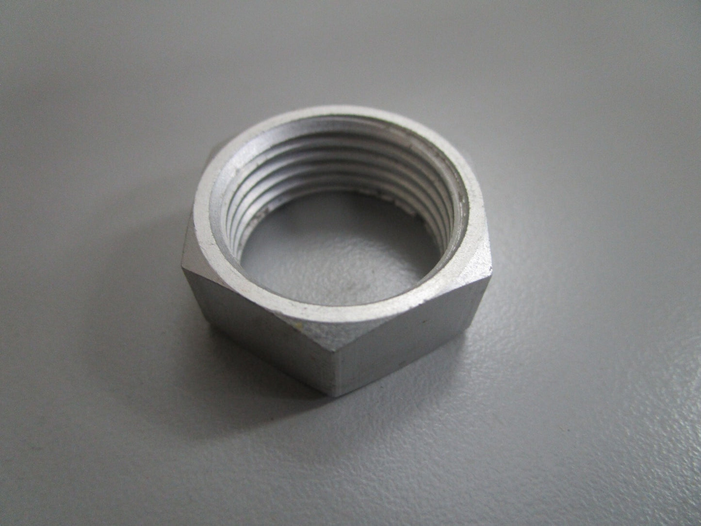 *NEW OEM* 0810 OMC Johnson Evinrude Nut 123204 0123204