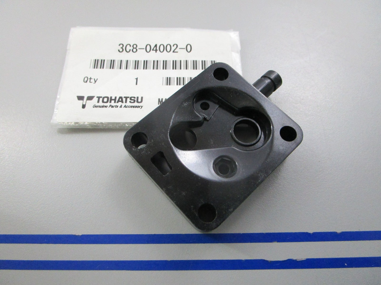 NEW OEM 3C8-04002-0 3C8040020 Tohatsu Fuel Pump Body 0810