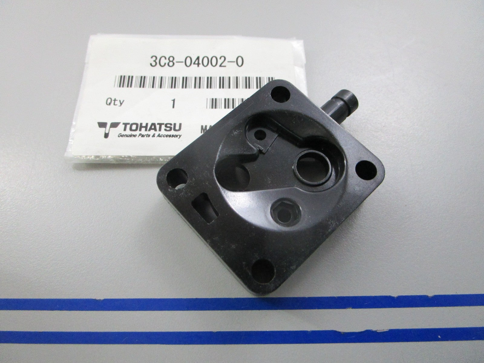 NEW OEM 3C8-04002-0 3C8040020 Tohatsu Fuel Pump Body 0810