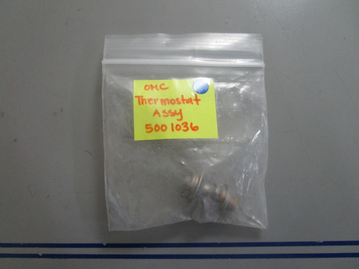 *NEW OEM* 0810 OMC Johnson Evinrude Thermostat Assembly 5001036