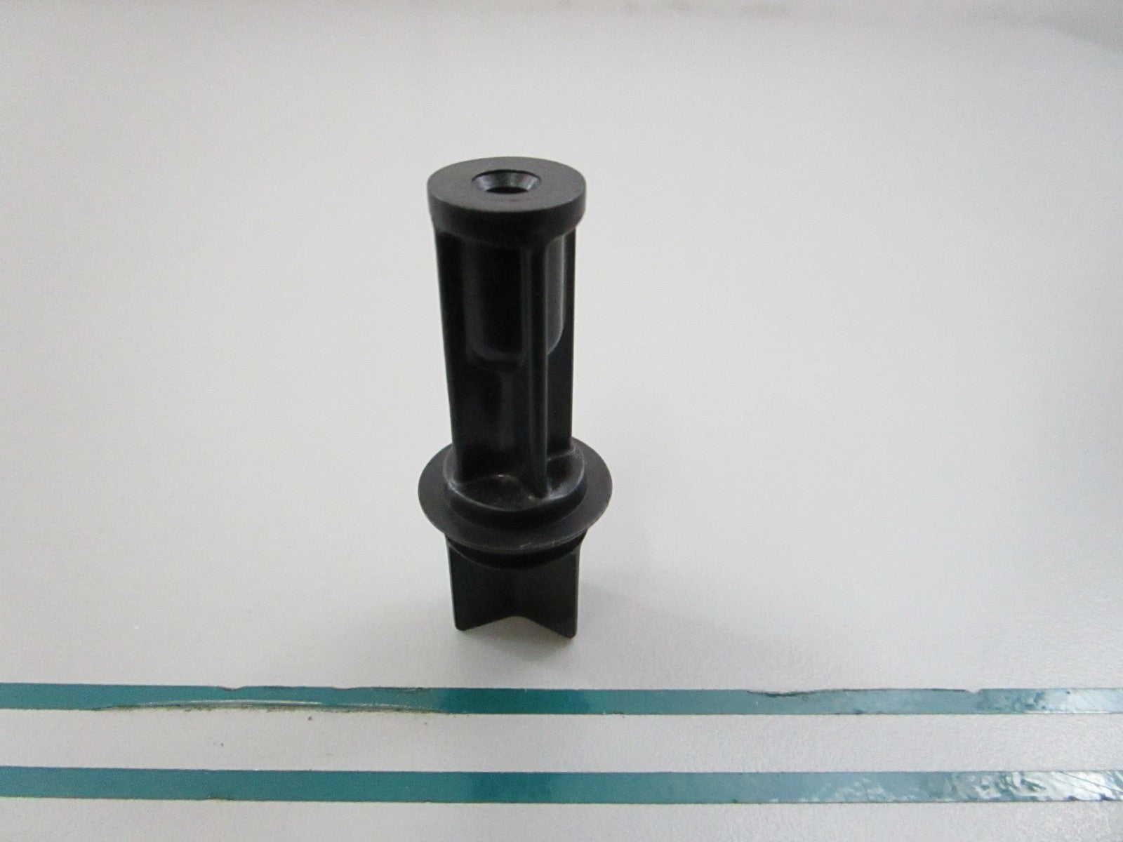 NEW OEM 353593 0353593 OMC Johnson Evinrude Plunger 0810