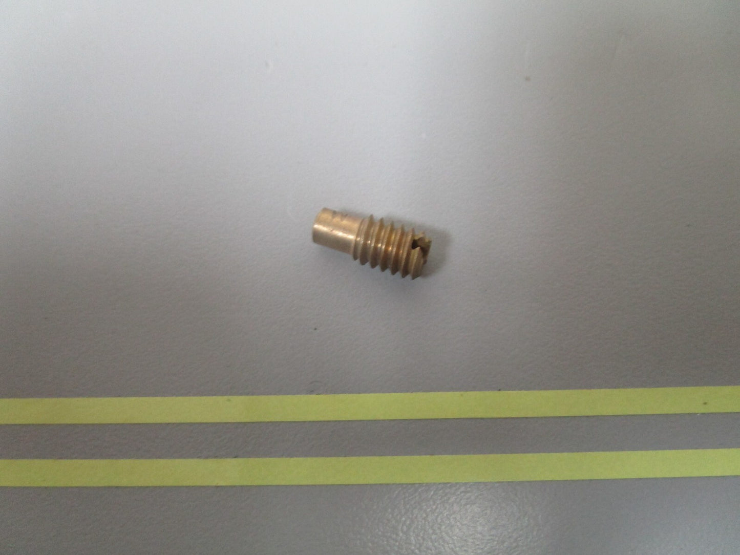 *NEW OEM* 0810 OMC Johnson Evinrude Orifice 26C 333459 0333459