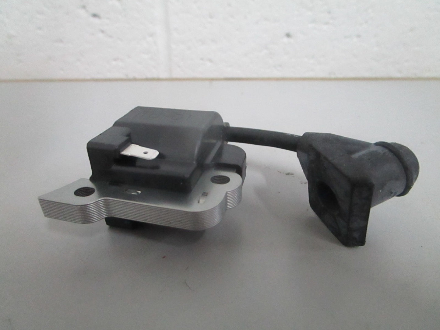 *NEW OEM* 0820 Honda Ignition Coil 30500-Z0H-023