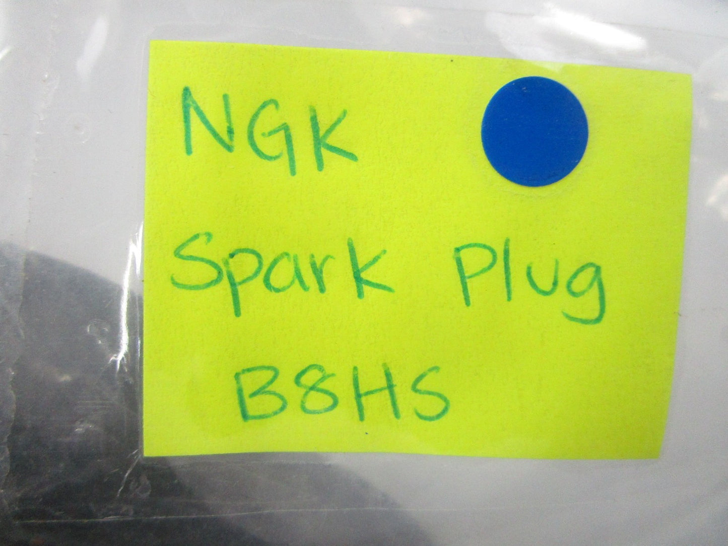 NEW (LOT OF 3) B8HS NGK Spark Plug 0810