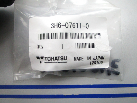 NEW OEM 3H6-07611-0 3H6076110 Tohatsu Oil Pressure Switch 0810