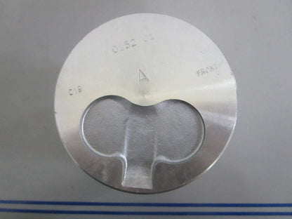 NEW OEM 3803820 Cummins Piston 0820
