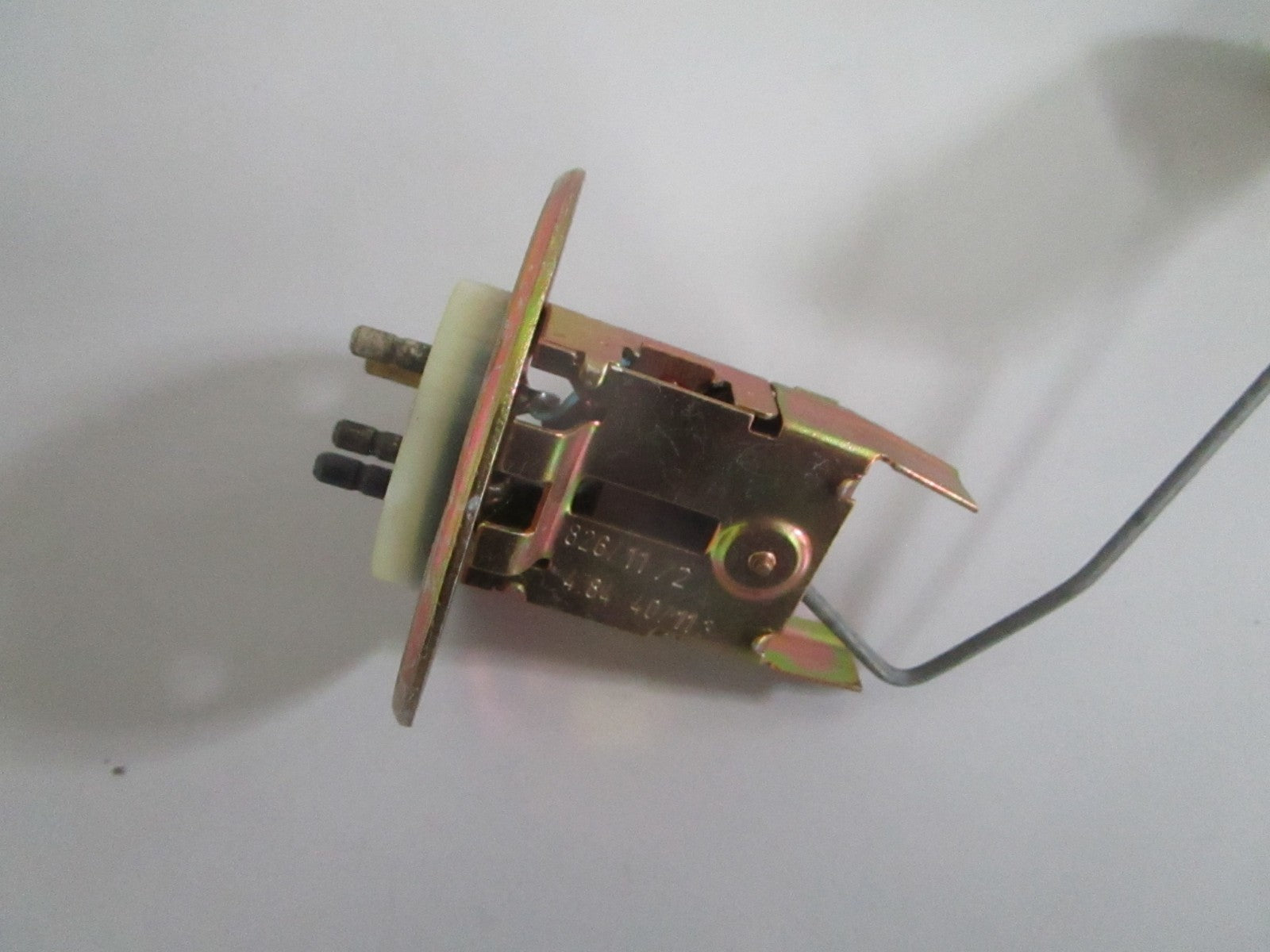 NEW OEM 1115421104 Mercedes-Benz Fuel Gauge Sending Unit 0820