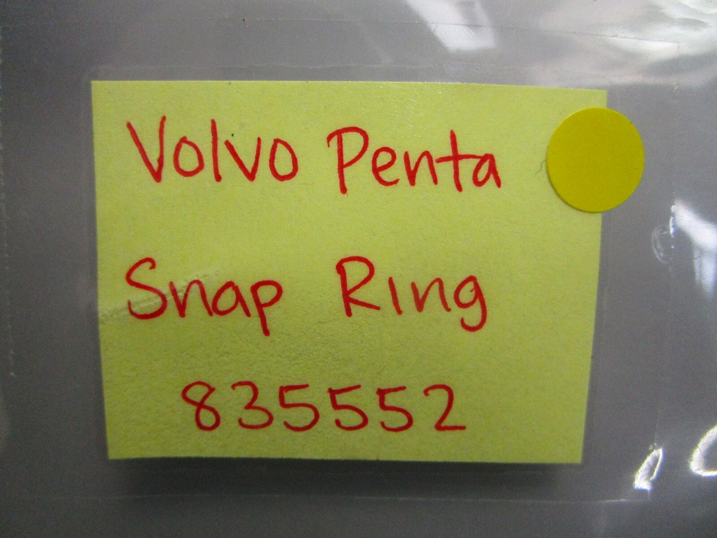 *NEW OEM* 0820 Volvo Penta Snap Ring 835552