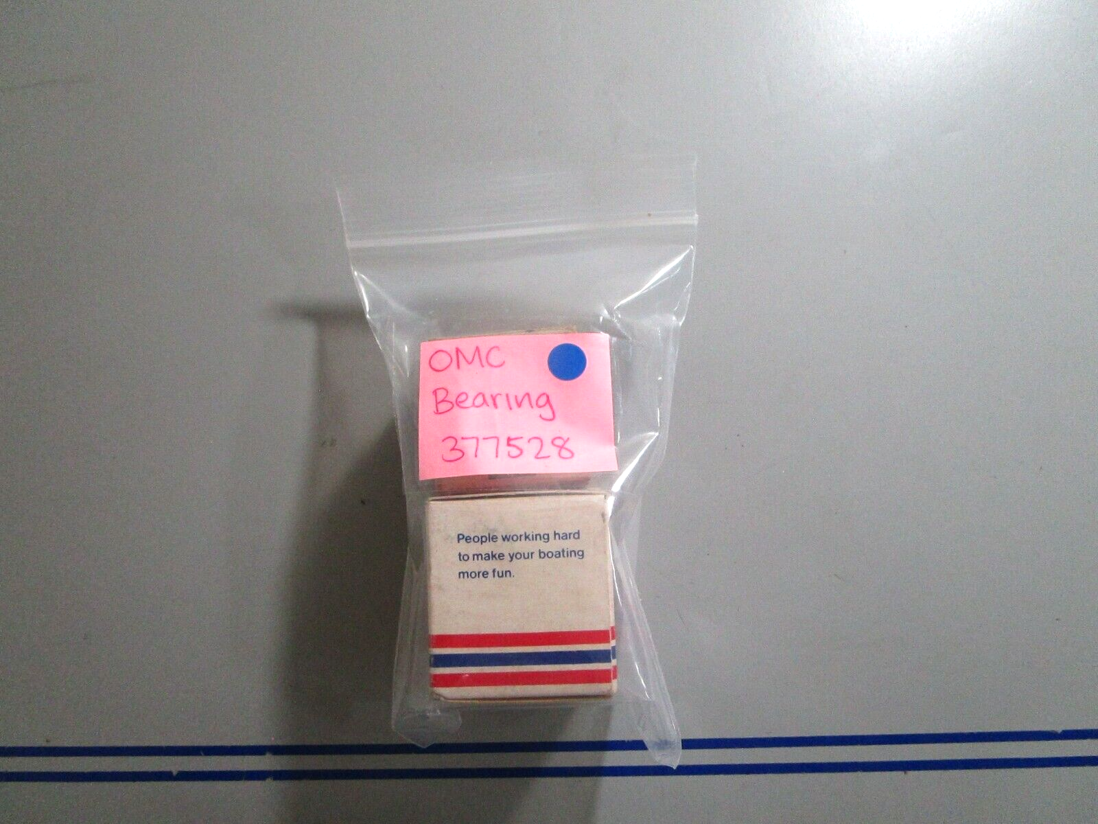 *NEW OEM* 0810 OMC Johnson Evinrude Bearing 377528 0377528