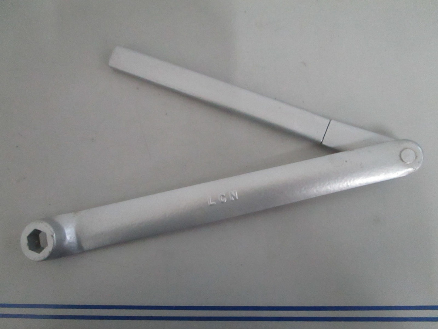 NEW OEM 320G LCN Door Closer Arm 0820