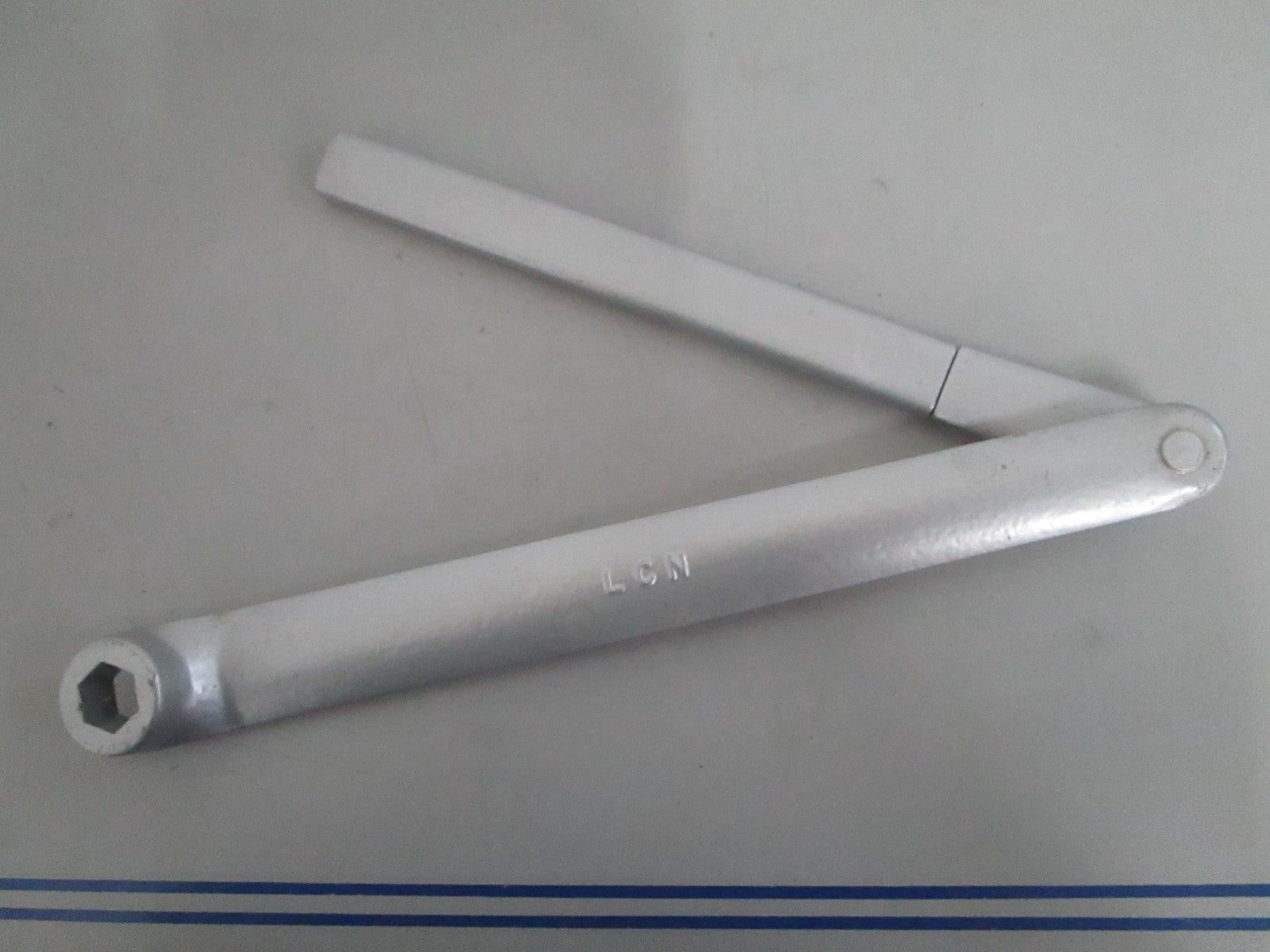 NEW OEM 320G LCN Door Closer Arm 0820