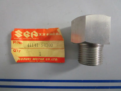 NEW OEM 41141-94300 Suzuki Attachment 0820