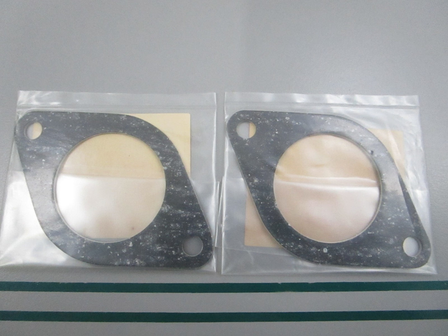 NEW OEM (LOT OF 2) 346-02011-0 346020110 Tohatsu Carburetor Gasket 0810